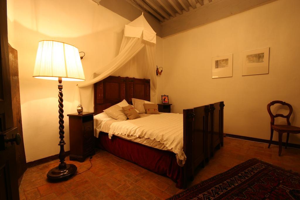 Chateau Rosans Quarto foto